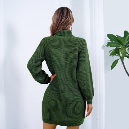 Sweater dress in army green without a belt