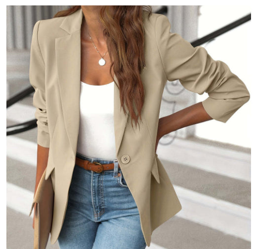 Single-button tailored blazer in off white