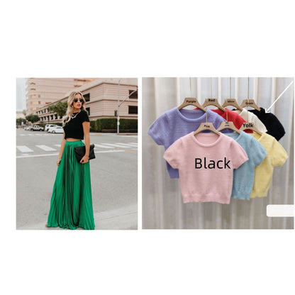 Set option: long flowing maxi skirt in green with a printed T-shirt