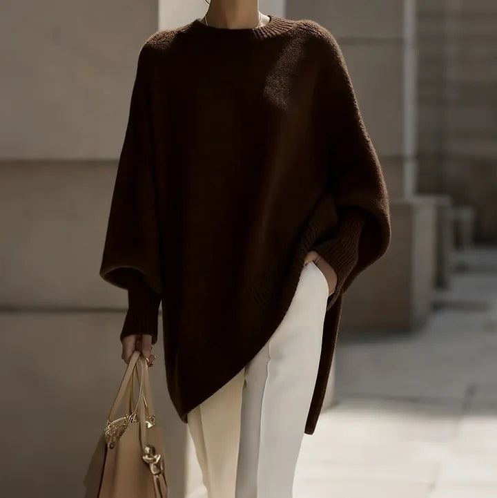 Relaxed round-neck knit sweater in coffee