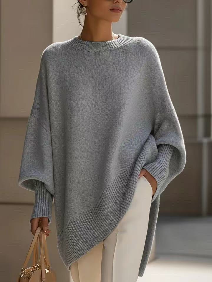 Relaxed round-neck knit sweater in light gray, front view